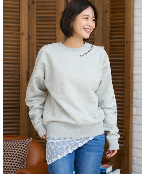 刺しゅうトレーナー