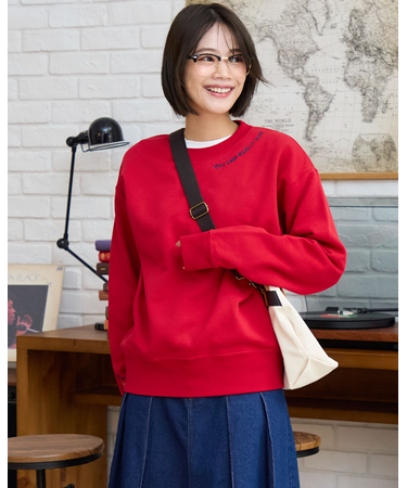 刺しゅうトレーナー