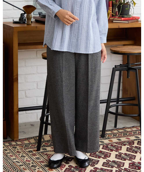 プレスタックストレートパンツ