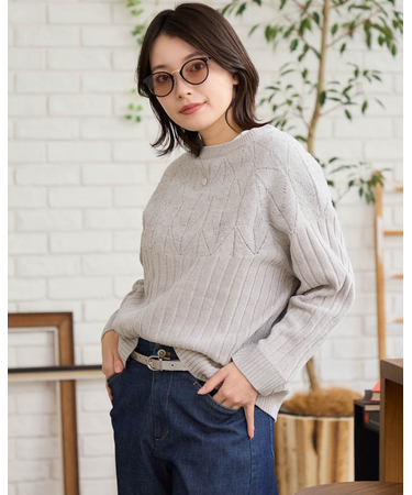 柄編みプルオーバー