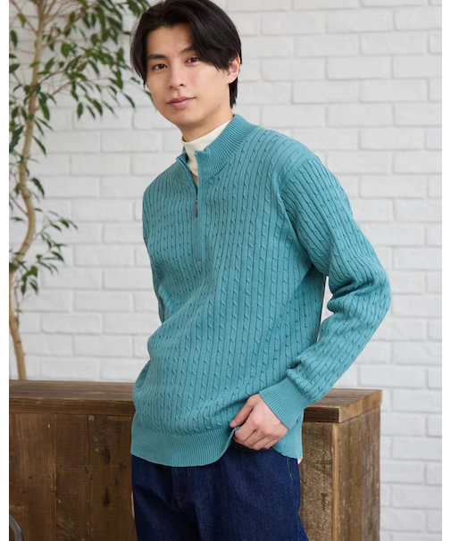 ハーフZIPケーブルニット