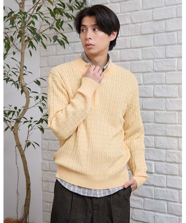 ハーフZIPケーブルニット