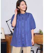タックロングブラウス