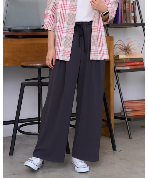 タックワイドパンツ
