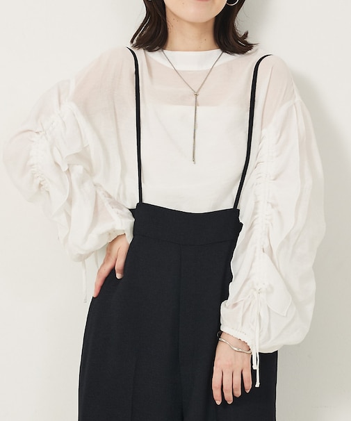 フリルギャザーシアーブラウス