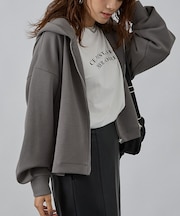 シルキーダンボールフーディー