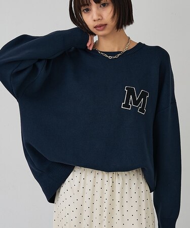 スウェットライク刺繍ニット