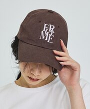 ロゴ刺繍キャップ