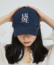 ロゴ刺繍キャップ