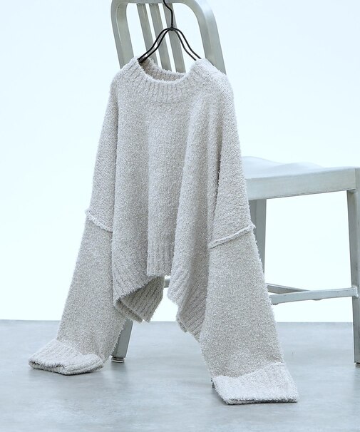 ブークレワイドスリーブショートニット