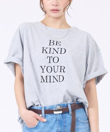 【体型カバー】ロゴタックTシャツ/半袖/大人カジュアル/体型カバー