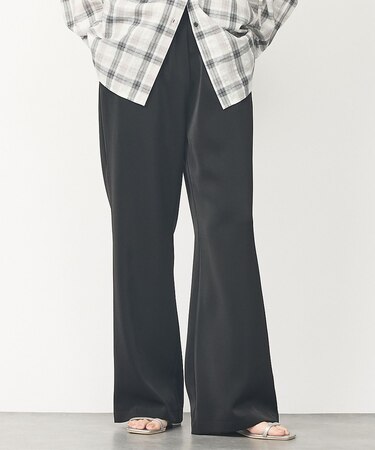 【大人のリラックス】セミフレアサテン イージーパンツ