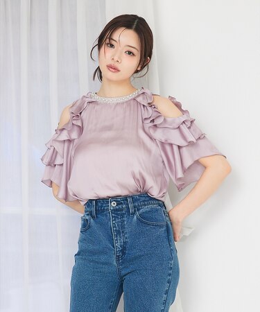 ショルダーオープンビジュー付フリルブラウス