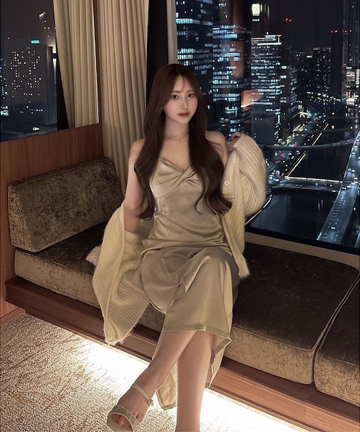 【一花さんコラボ】ニットカーデ&サテンワンピースSET