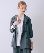 レース付きテーラドカラージャケット