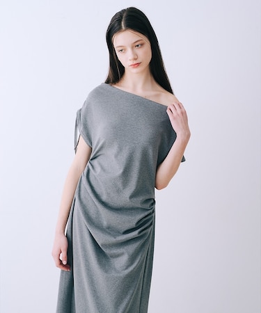 ワンショルカットソードレープワンピース