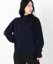 ハイネックニット