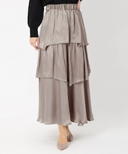 アシンメトリーサテンスカート