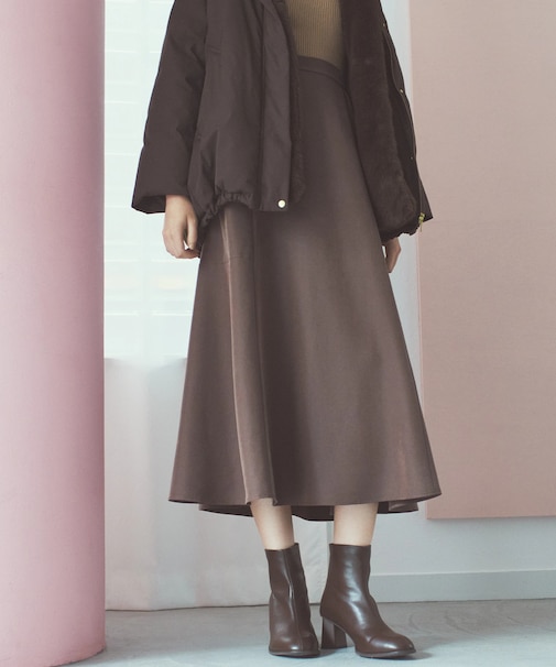 フレアーヘムナロースカート