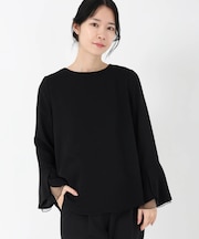 袖コンシャスブラウス