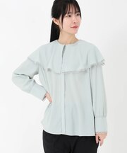 ケープカラーブラウス