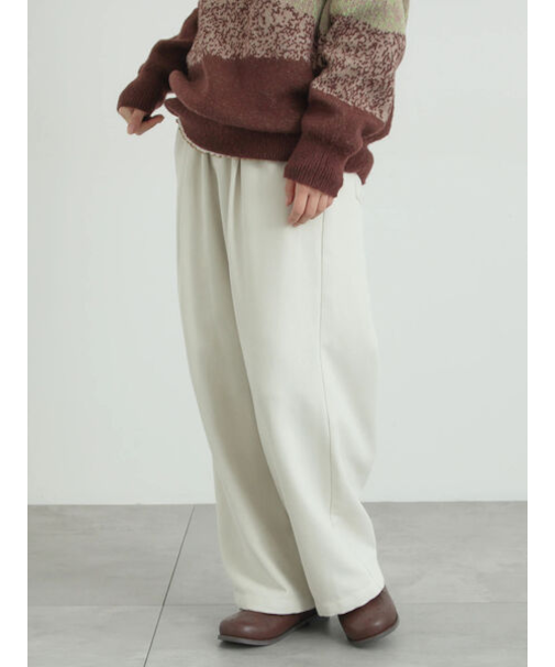 タックストレートイージーパンツ