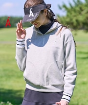 エンブレムロゴハーフジップフーディ
