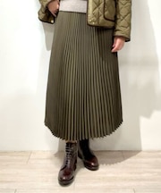 ポリエステルツイル　プリーツスカート