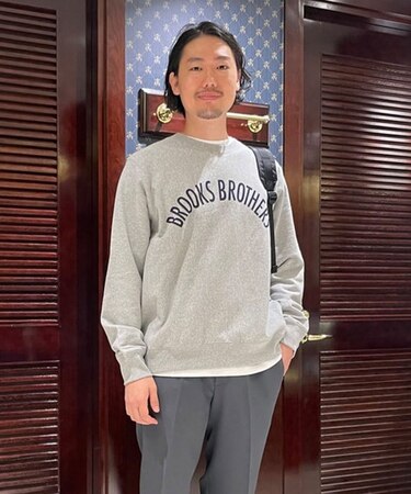 ◆オンラインストア限定◆LOGO Series アーチロゴプリント スウェットシャツ