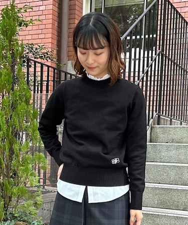 【Double B Collection】レーヨン／ポリエステル　BBロゴ　クルーネックセーター