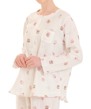 ダブルガーゼマカロンフリルパジャマ ルームウェア 部屋着 綿100％ お肌に優しい 着心地がいい お菓子 スイーツ柄 上品 大人可愛い おしゃれ