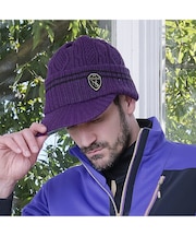 【取り外し可能】ポンポン付きニットキャップ