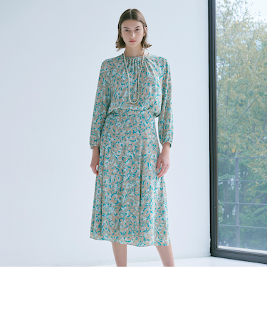 【ウォッシャブル】シャドーフラワープリント　ブラウス