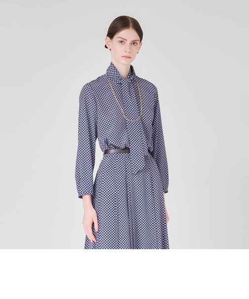 【ウォッシャブル】幾何学プリントジャガード　ブラウス