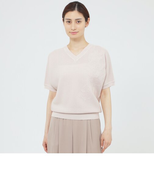 【WEB・一部店舗限定/ウォッシャブル】フラワーエンブロイダリー　プルオーバー