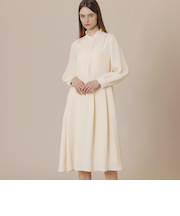 ポリエステルジョーゼットワンピース