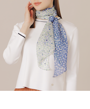 ドット剣先スカーフ