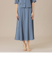 シルキーサテンスカート