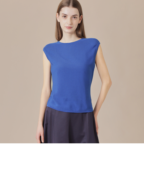 【婦人画報掲載】ホールガーメントプルオーバー