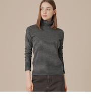 【SUPER FINE LAB.】メルテッドサウラコットンタートルネックプルオーバー