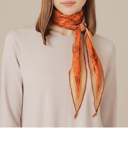 【婦人画報11月号掲載】【Diamond Shape Scarf/ダイヤモンドシェイプスカーフ】バイブリーダイヤモンドシェイプスカーフ