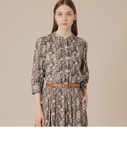 【BIBURY FLOWER】シルエットバイブリーボイルブラウス