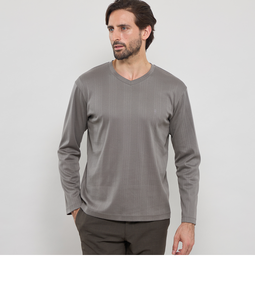 針抜きVネックロングスリーブTシャツ
