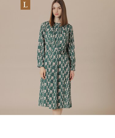 【L】レトロタイルプリントワンピース