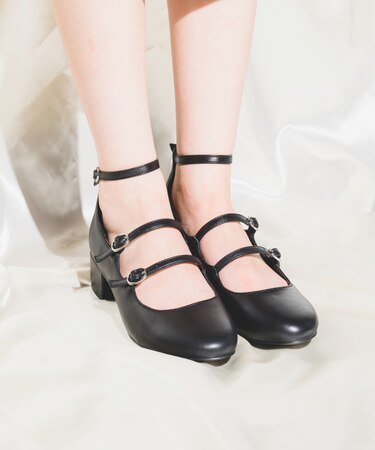 COLLEAGUE 多重ストラップメリージェーンパンプス