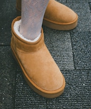 COMFY ボアスエードショートブーツ