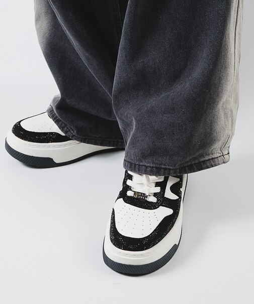 DYNAMO-R スワロディテール厚底スニーカー