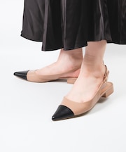 ROWYN ポインテッドスリングバックフラットパンプス