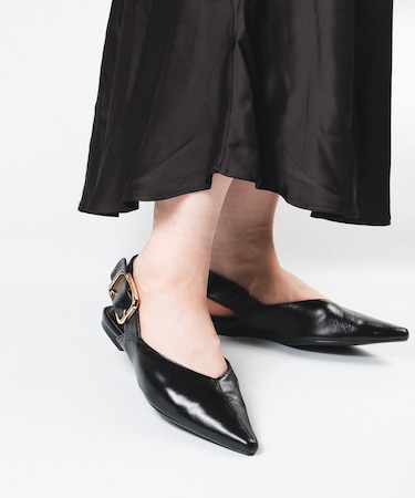 SIANNA Vカットフラットパンプス