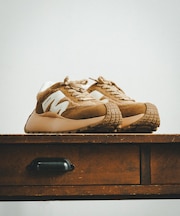 SUPERCAMPO-F スエードボア厚底スニーカー